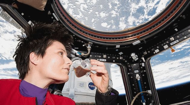 Esplorazioni astronomiche in biblioteca